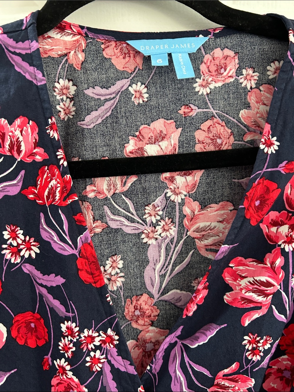 6 Draper James Floral Wrap Dress in Navy with Pink & Red Blooms - Picture 3 of 4
